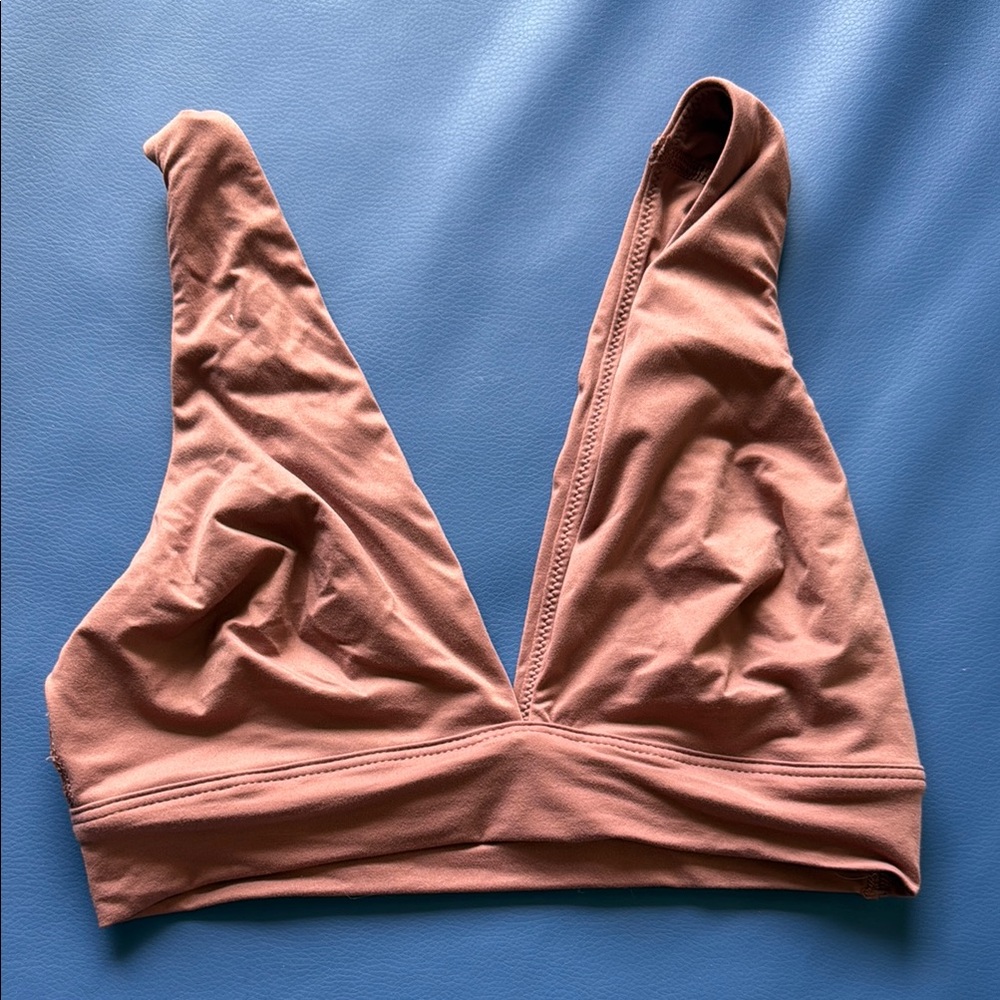 NWOT VS V-Neck Bralette - Mauve